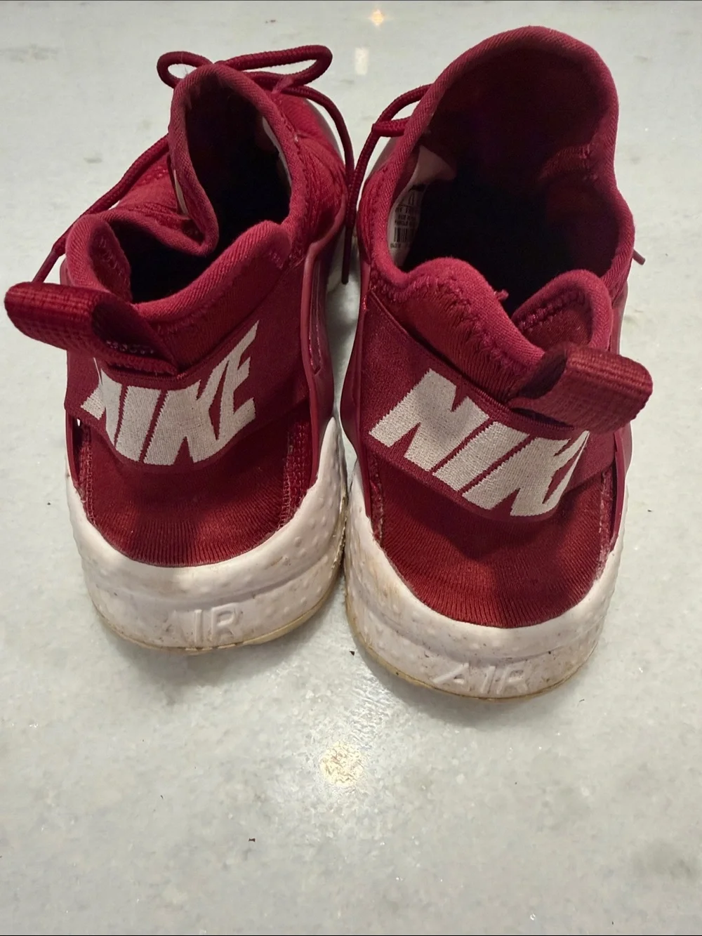 Nike Women's Maroon Athletic Sneakers